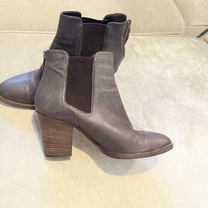 Women's Dark Brown Leather Block Heel Chelsea Boot